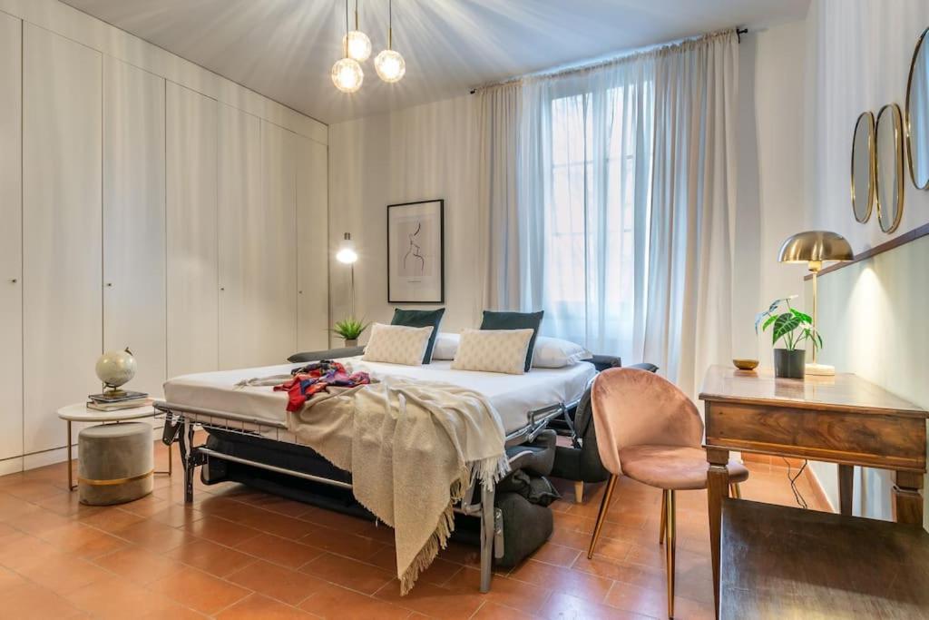 Santarosa Five Senses Apartment ฟลอเรนซ์ ภายนอก รูปภาพ