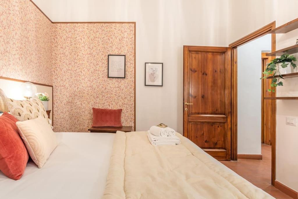 Santarosa Five Senses Apartment ฟลอเรนซ์ ภายนอก รูปภาพ