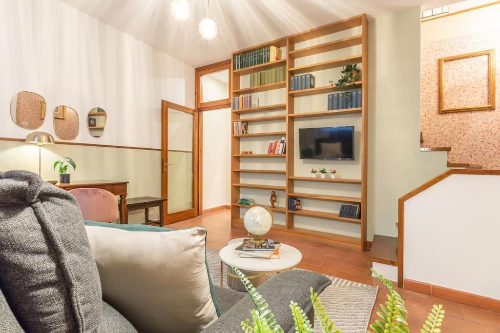 Santarosa Five Senses Apartment ฟลอเรนซ์ ภายนอก รูปภาพ